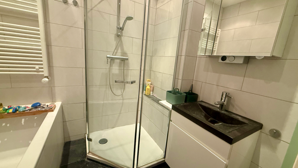 Medium property photo - Vondelstraat, 2513 EW Den Haag